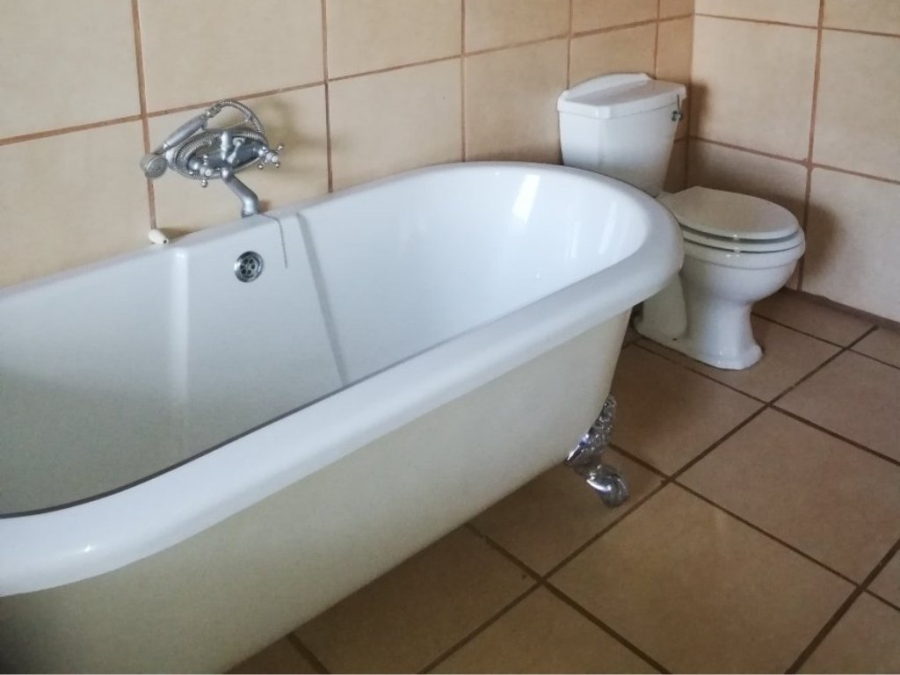 4 Bedroom Property for Sale in Bloemfontein Rural Free State